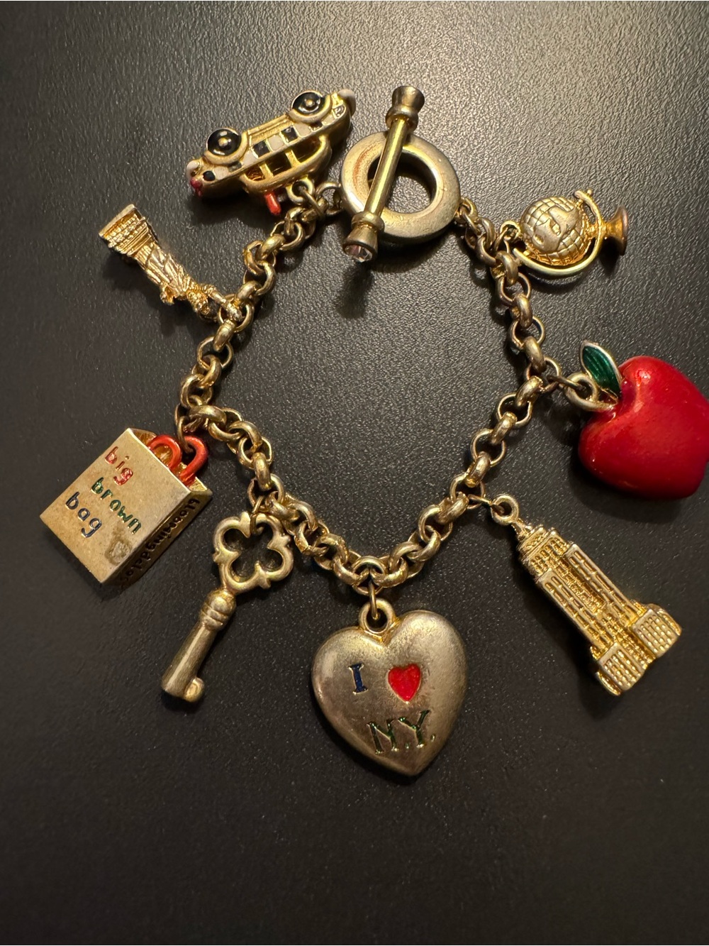 Vintage New York City Brass Charm Bracelet I ❤️ NY Taxi Apple 7.5”
